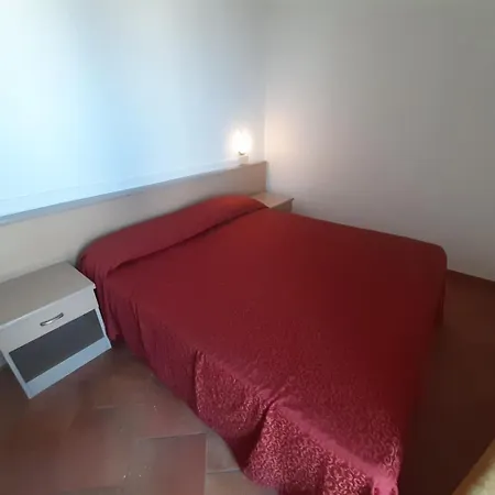 Salsedine  4 Min Da Fiera ! 3* Rimini