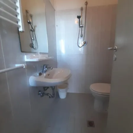 Salsedine  4 Min Da Fiera ! Rimini